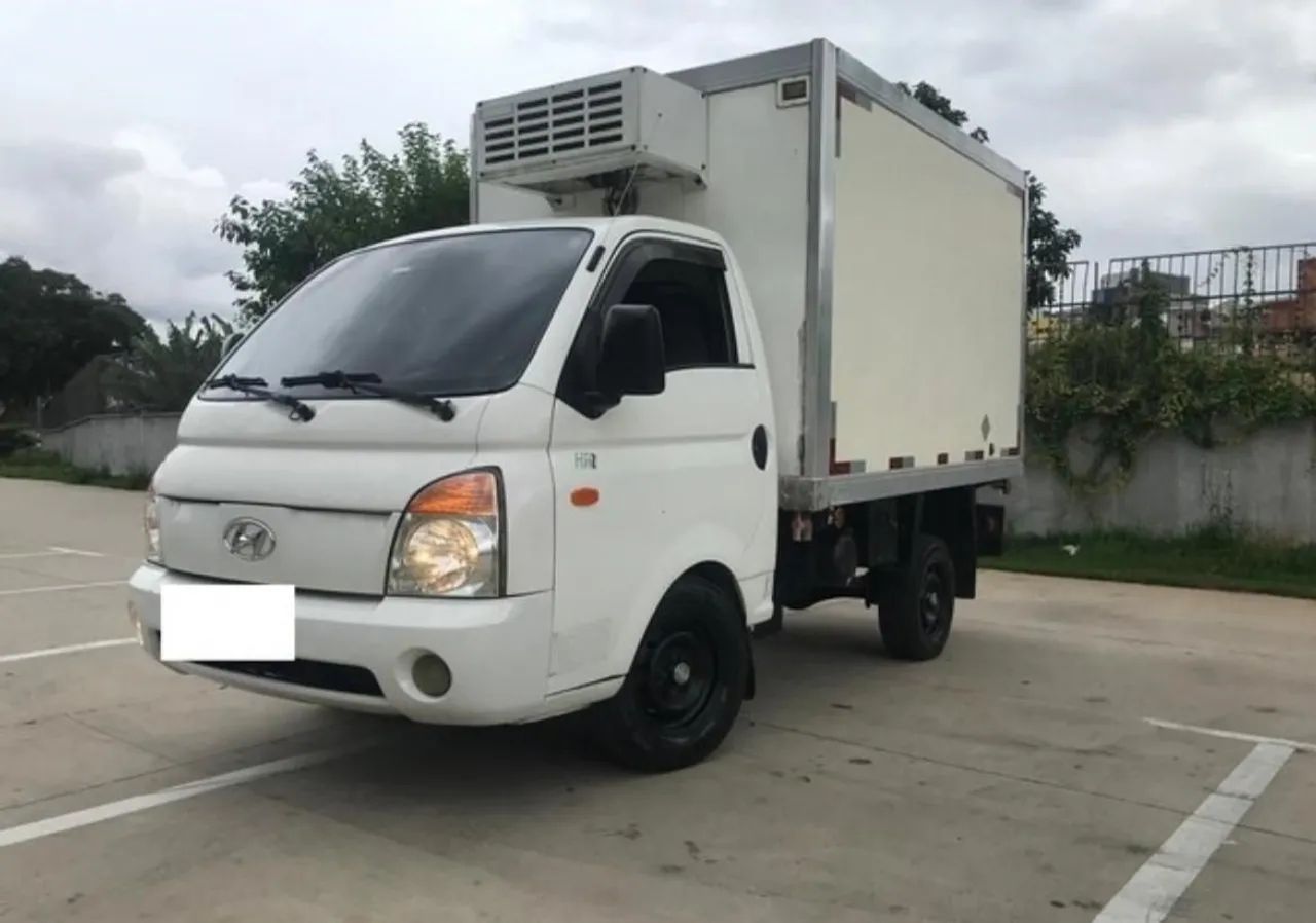 HR Baú Refrigerado 2015