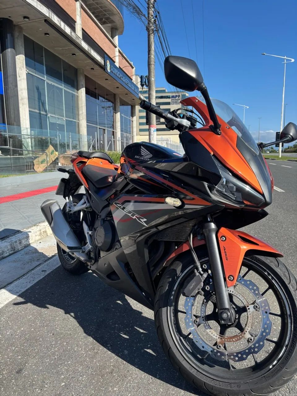 Moto IMPECÁVEL 