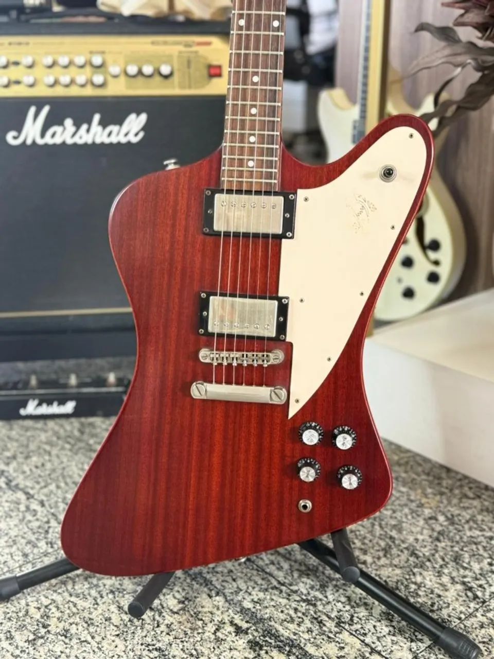 Guitarra Epiphone Firebird Studio Limited Edition - Instrumentos