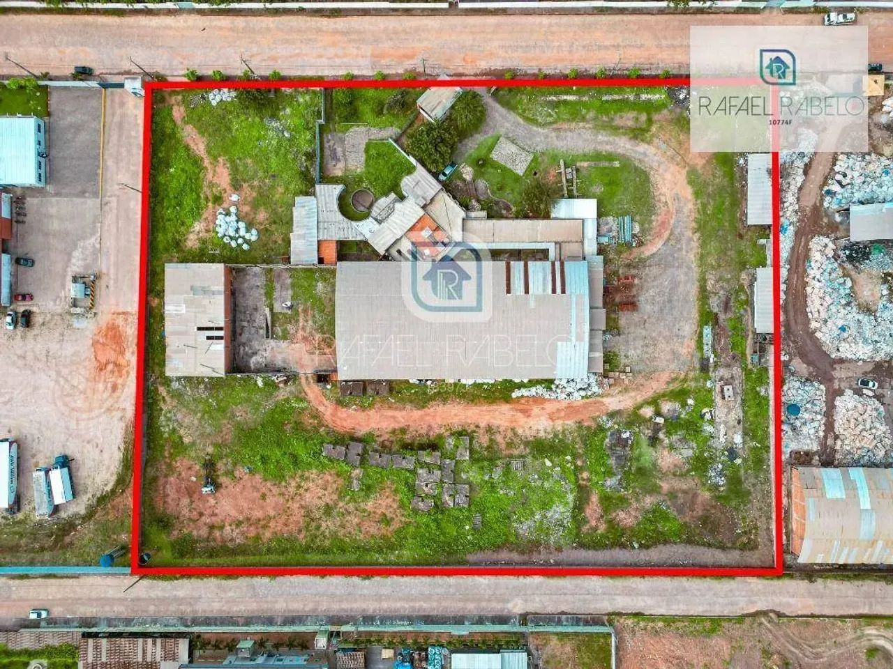 Galpão com 15,823m² para alugar no Jabuti.
