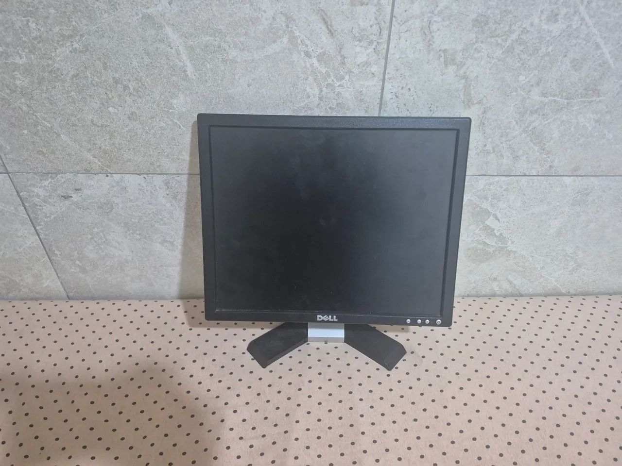 Monitor dell 17 polegadas usaro