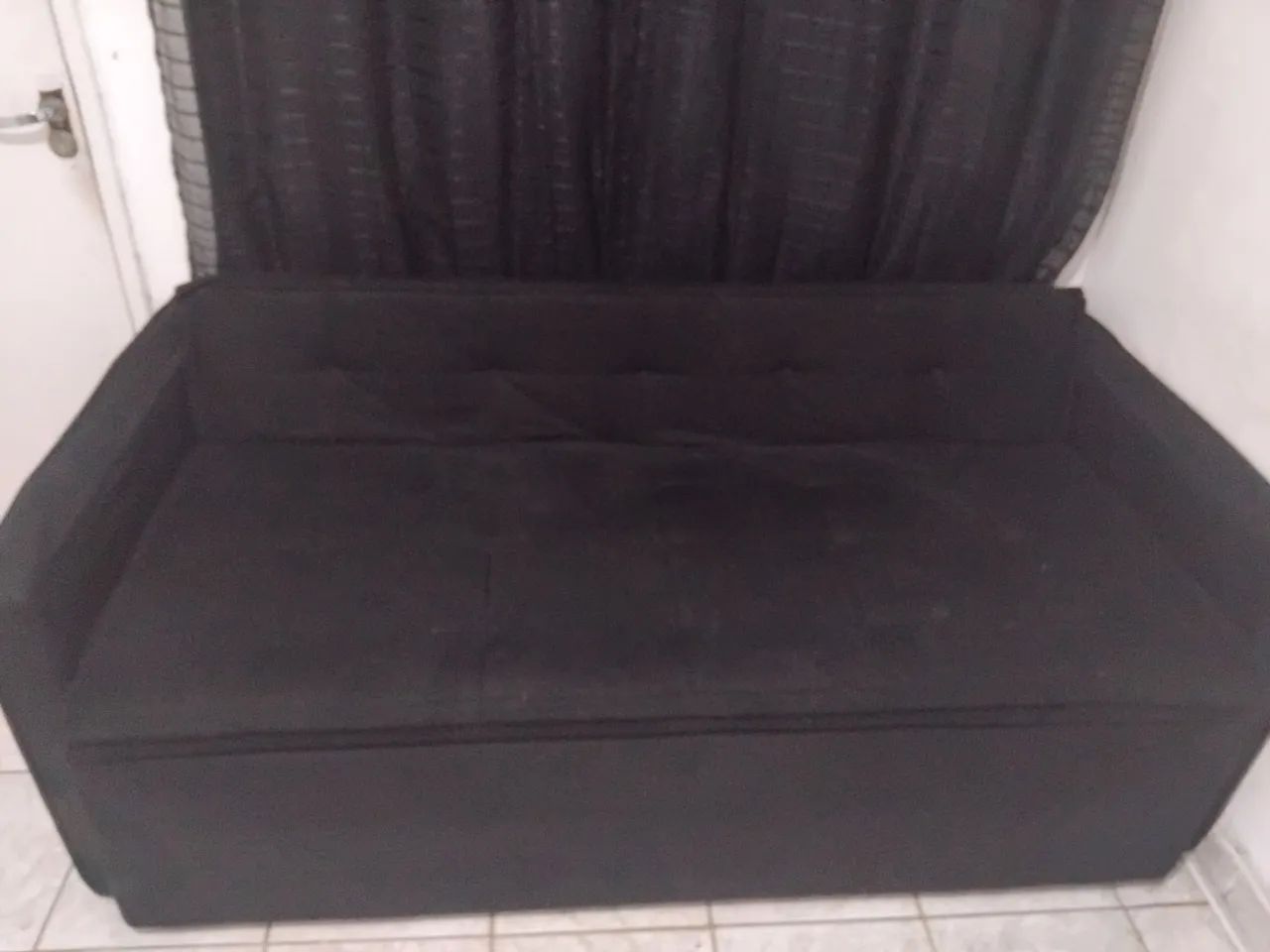 Sofa preto 