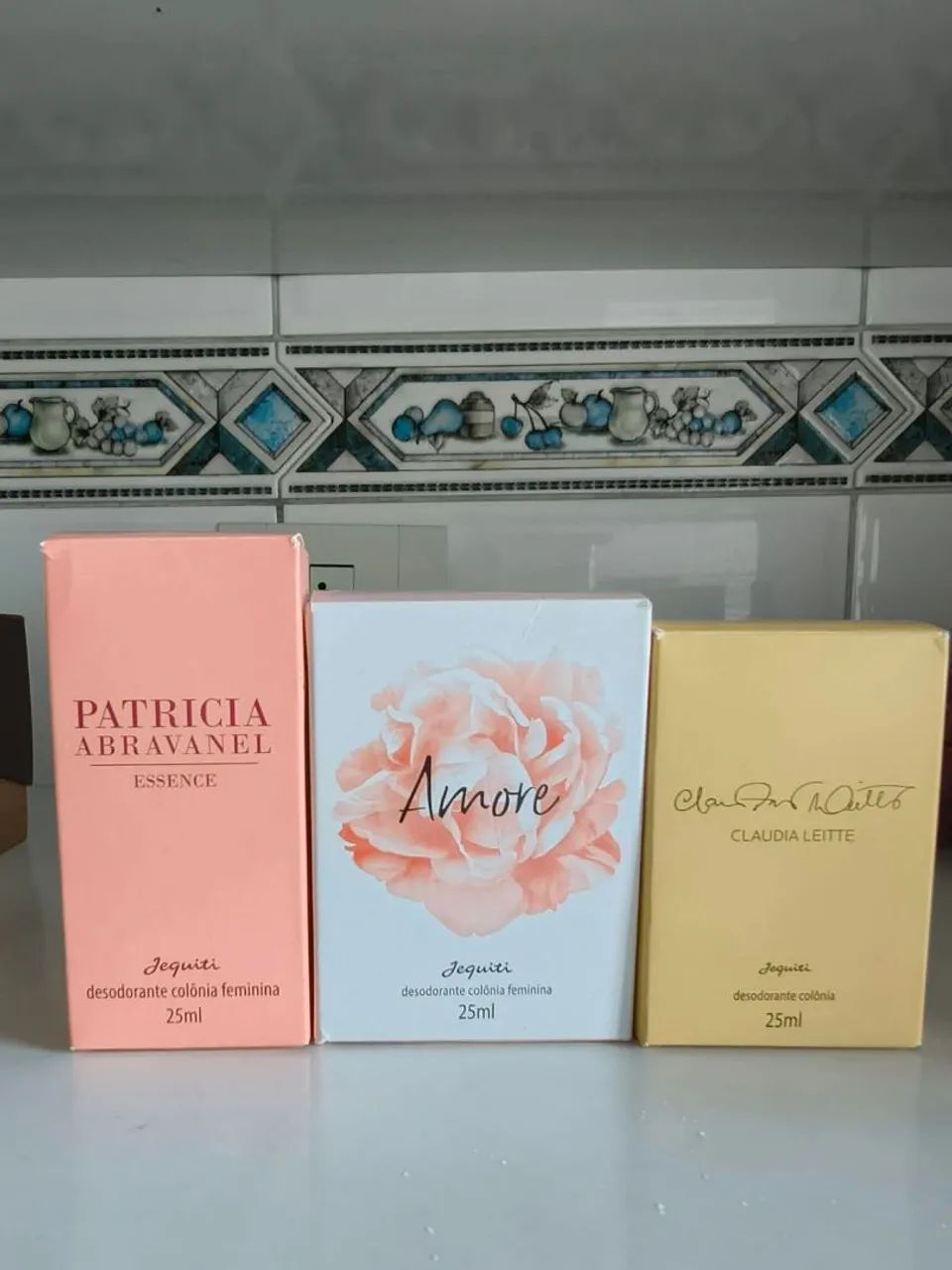 3 minis Colônias Femininas Jequiti 