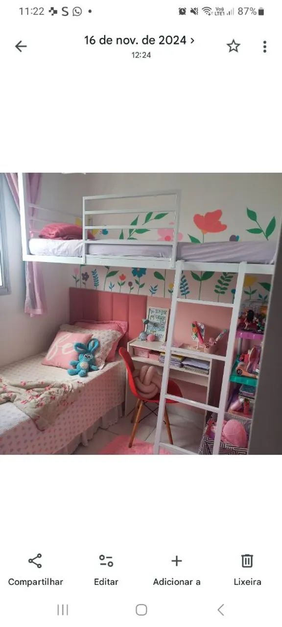 Cama suspensa 