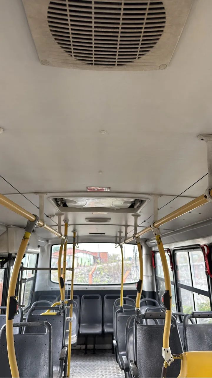 Ônibus mecedes 2011 - Foto 2