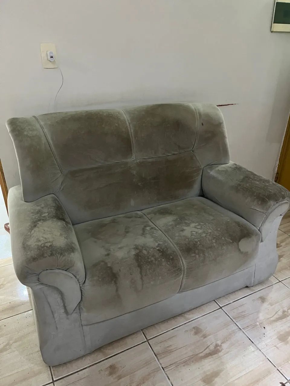 Sofá 2 Lugares Suede Cinza - Estrutura e Espuma Firmes
