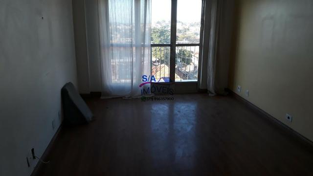 VIROU OPORTUNIDADE !!! Ótimo e amplo apto com 2 Qts e dependência completa, sol da manhã