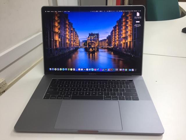MacBook Pro 15