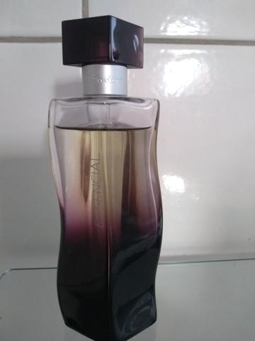 Perfume Essencial Exclusivo