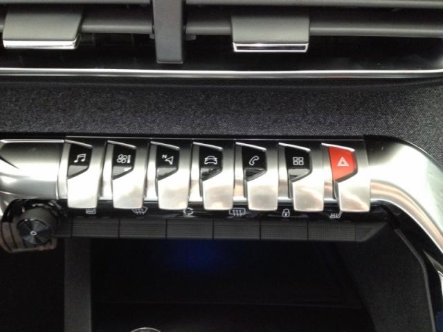 PEUGEOT 3008 1.6 GRIFFE PACK THP 16V 2018 - Foto 11