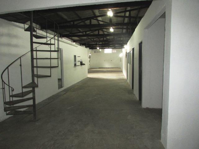 Galpão no Pq. São Caetano - Próximo à Av. 28 de Março, à antiga Estação Ferroviária, etc - Foto 8