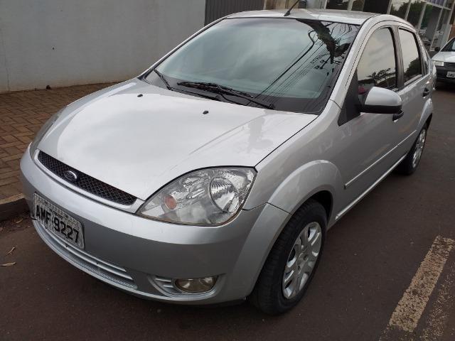 Fiesta sedan 1.6 flex - Foto 2