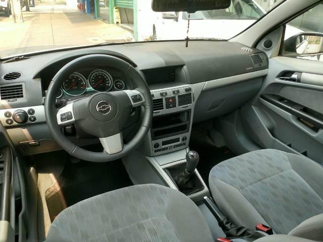 CHEVROLET VECTRA 2006/2007 2.0 MPFI ELEGANCE 8V FLEX 4P MANUAL - Foto 8