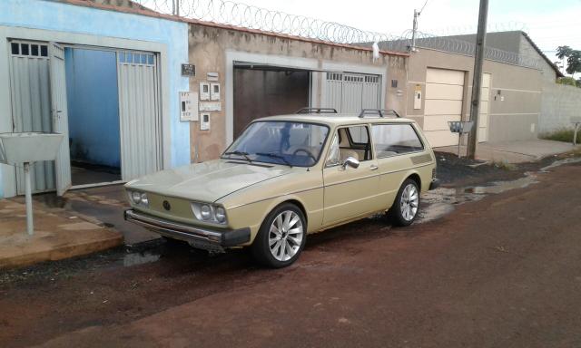 Variant 2 Troco por caminhonete aberta no mesmo valor ou troco por carretinha.