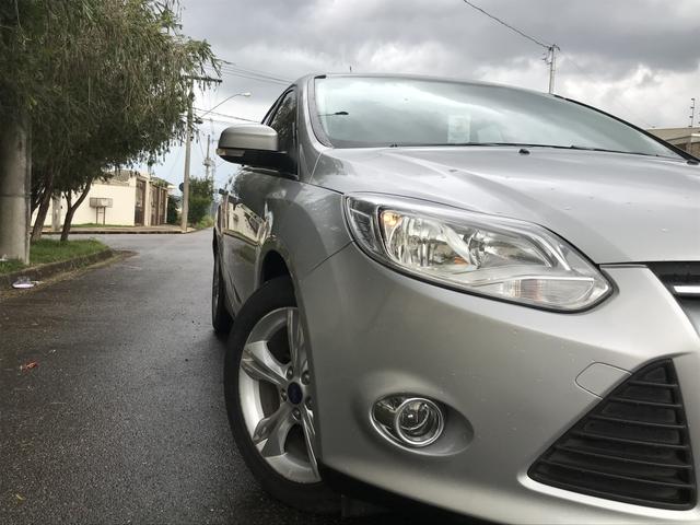 Vendo/Troco Ford Focus 1.6 S 16V Powershift - Flex - 2014 - Foto 8