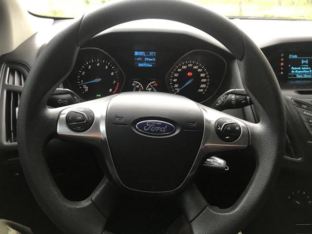 Vendo/Troco Ford Focus 1.6 S 16V Powershift - Flex - 2014 - Foto 10