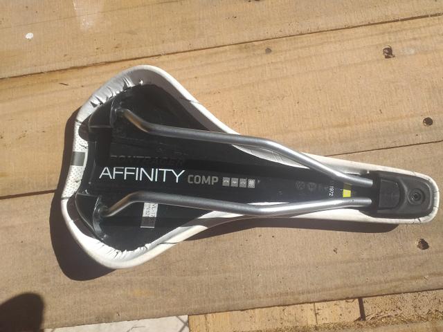 bontrager affinity comp gel