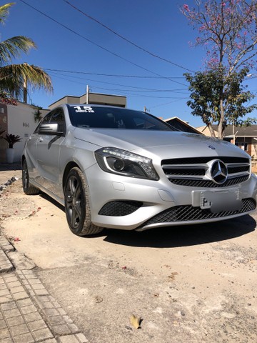 VENDO MERCEDES A200 URBAN 1.6 TURBO FLEX