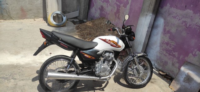 VENDO CG TITAN 125 TOP VARETINHA