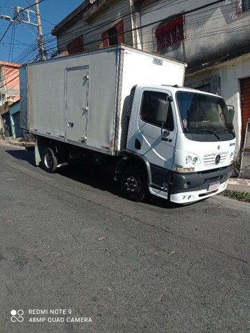 ACCELO 915 2008 TOP