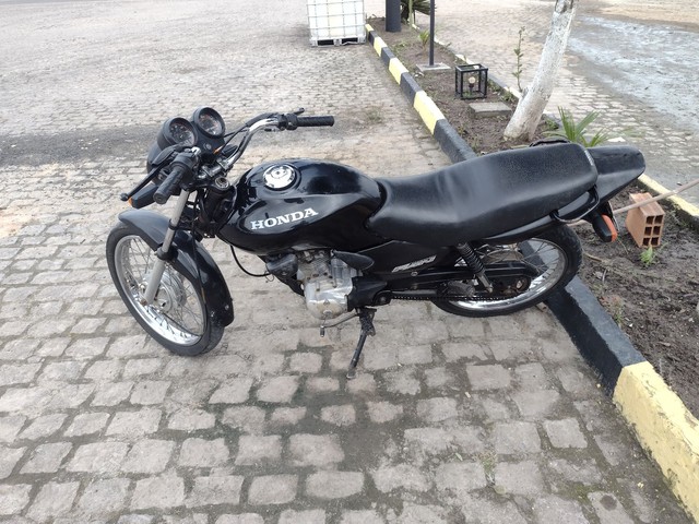 Vendo fã 2008 atrasada