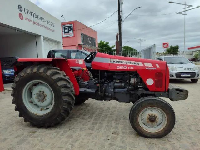 Conjunto Fazenda Com 3 Tratores Super Turbo Havan - HME0210