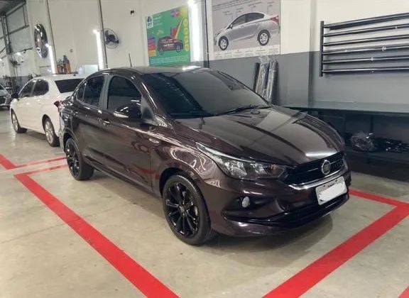 Vendo Fiat Cronos HGT