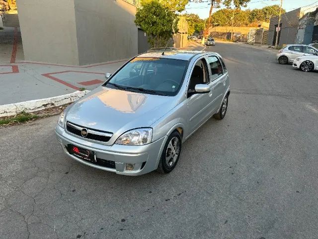 GM - Chevrolet CORSA HATCH PREMIUM 1.4 8V - SóCarrão