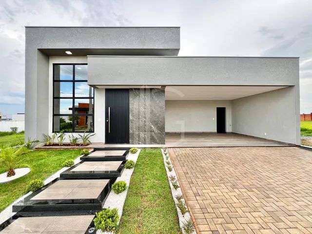 Casa em Condomínio para Venda - Itapetininga / SP no bairro GOLDEN VILLE, 3  dormitórios, sendo 3 suítes, 4 banheiros, 2 vagas de garagem, área  construída 215,00 m², terreno 333,31 m²