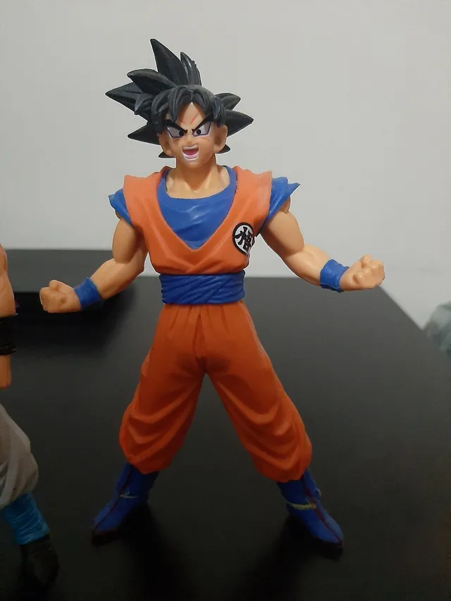 Boneco do goku ssj  +11 anúncios na OLX Brasil