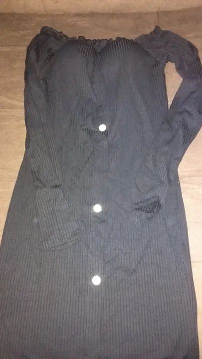 vestido canelado com botão enfeite - Foto 4