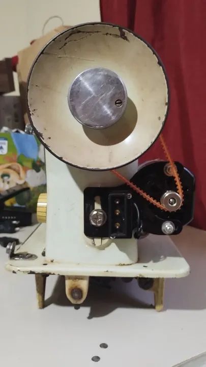 Máquina de costura Singer - Foto 5