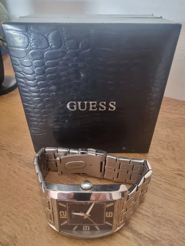 GUESS METAL CROMADO E FUNDO AZUL - Foto 3