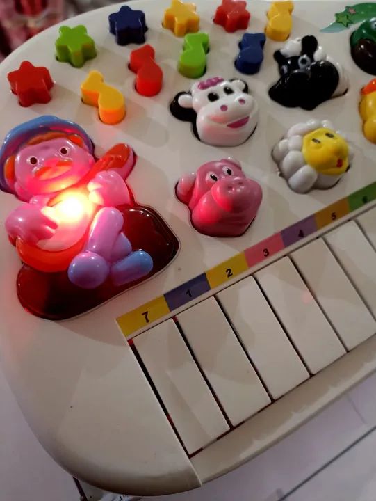 R$45 piano musical brinquedo musical eletronico a pilhas iaiao novo  - Foto 2