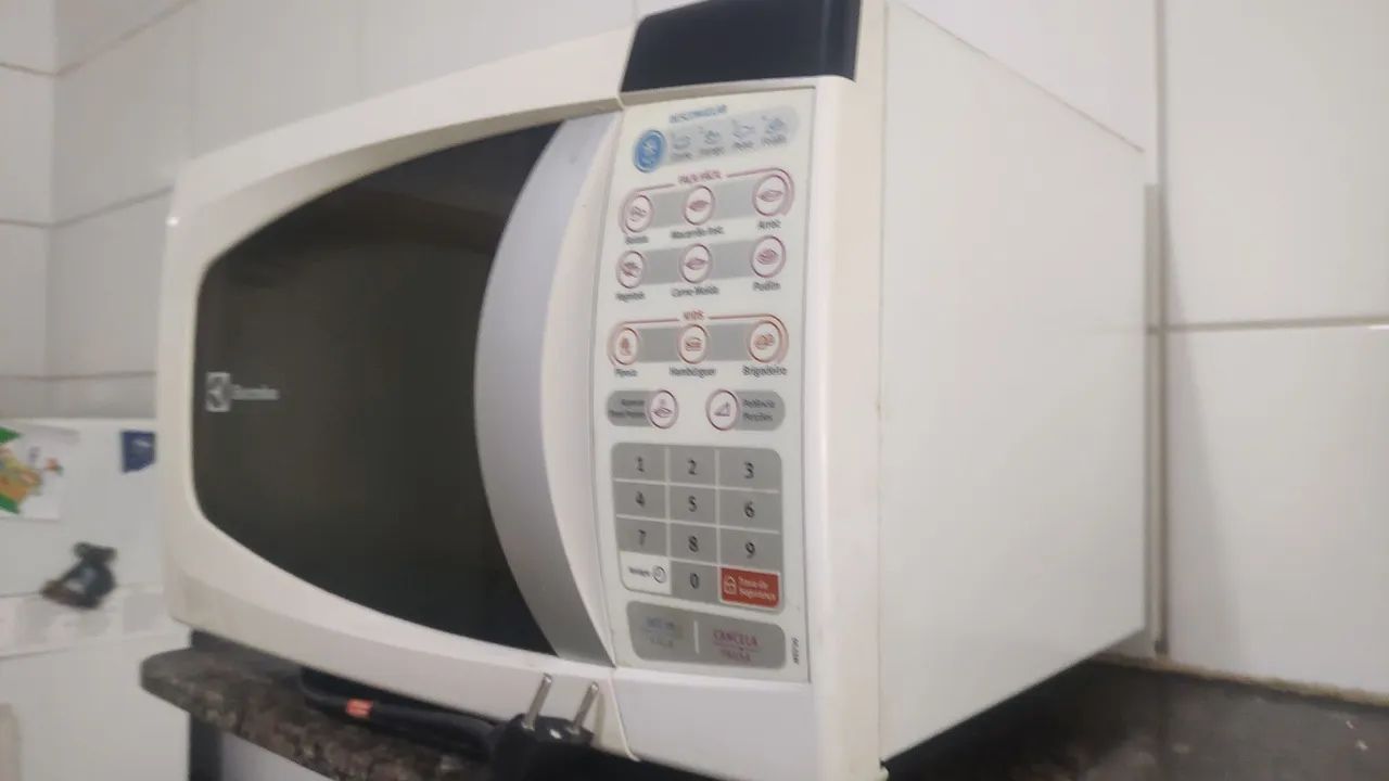 Micro-ondas com defeito - Foto 2