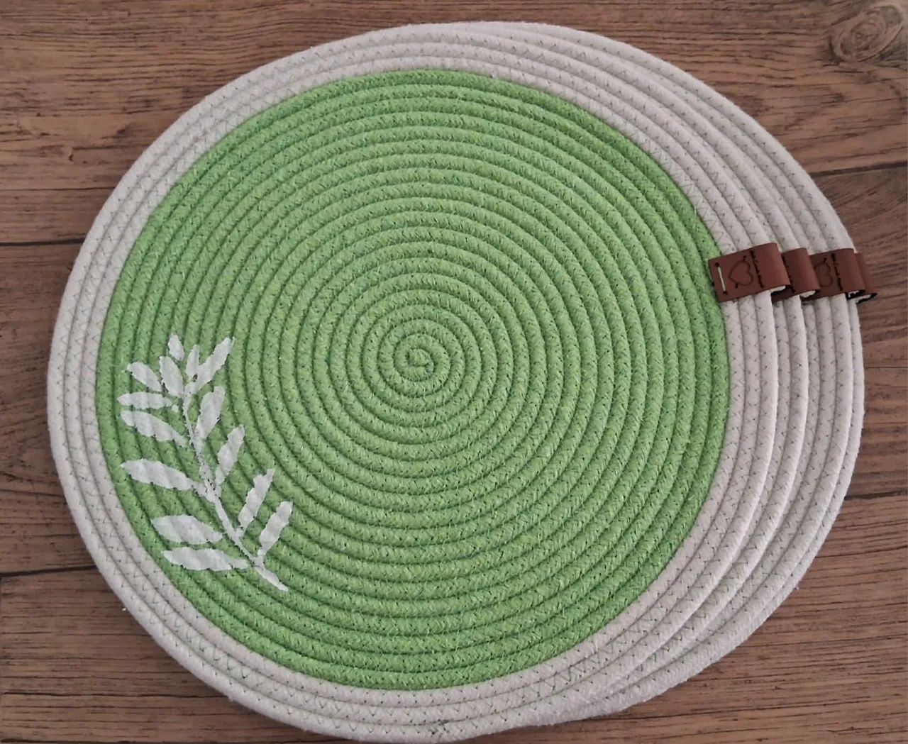 Kit Sousplat  com 5 peças 