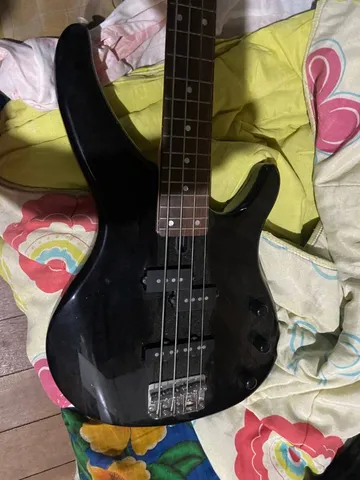 Contrabaixo Yamaha