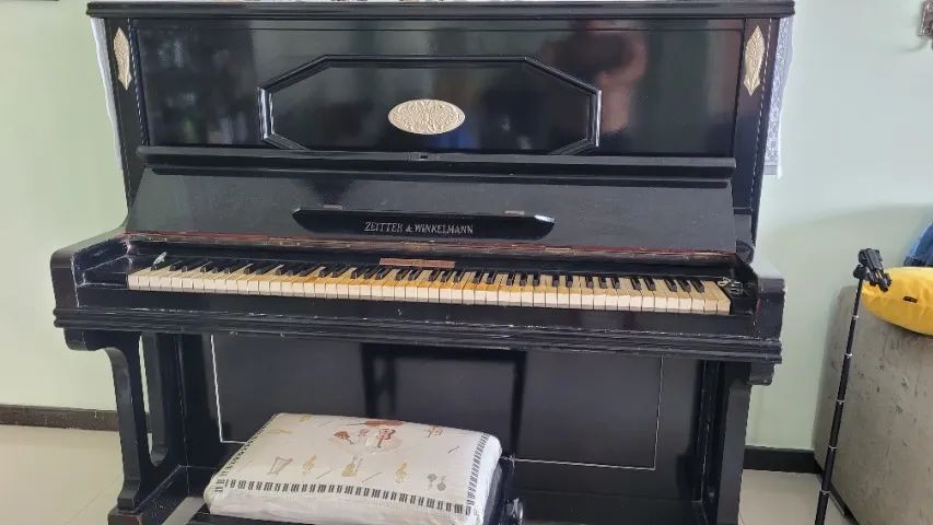 PIANO ZEITTER&WINKELMANN   - Foto 3