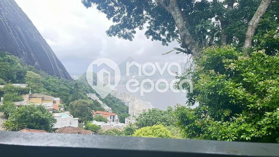 Lagoa | Casa 3 quartos, sendo 3 suites