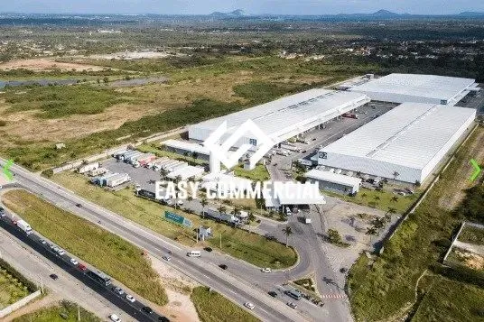 ALUGUEL DE GALPÃO DOCADO DE 1725,73 M² COM 4 DOCAS