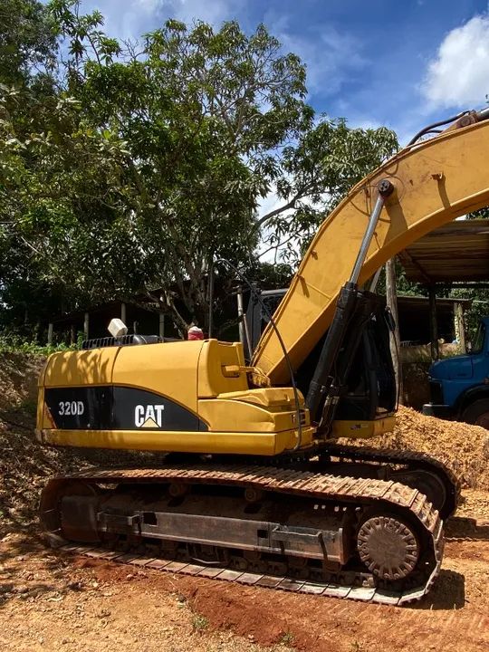 Escavadeira Cat 320D