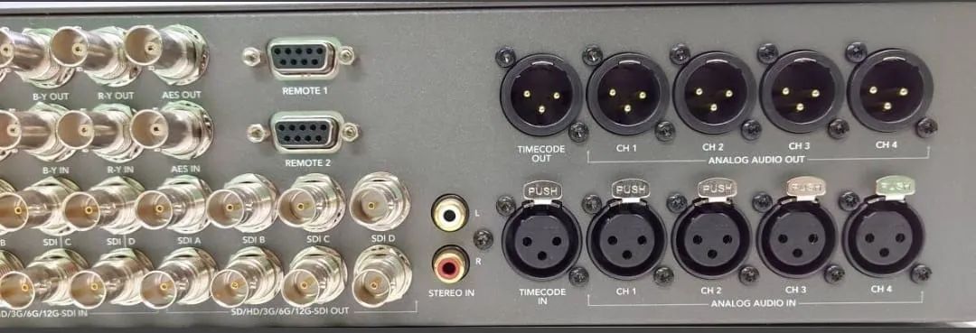 Placa de Captura e Reprodução Blackmagic Design UltraStudio 4K Extreme 3 - Foto 4