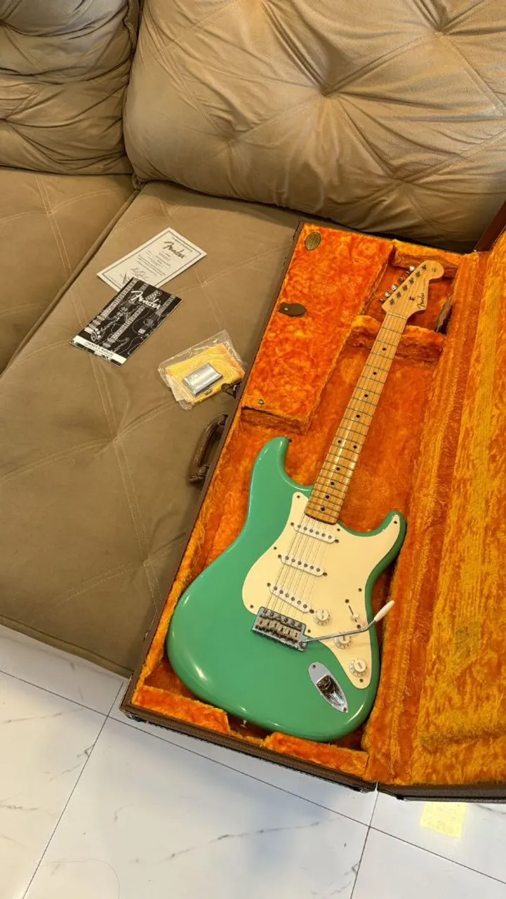 PREÇO DE OCASIÃO! Fender Custom Shop reedição 1956 - Novíssima!