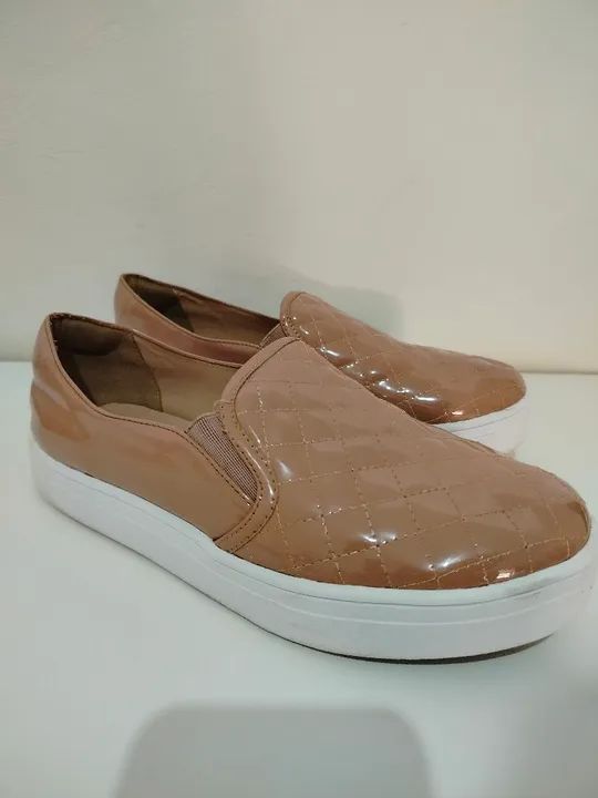 Sapatênis feminino casual bege