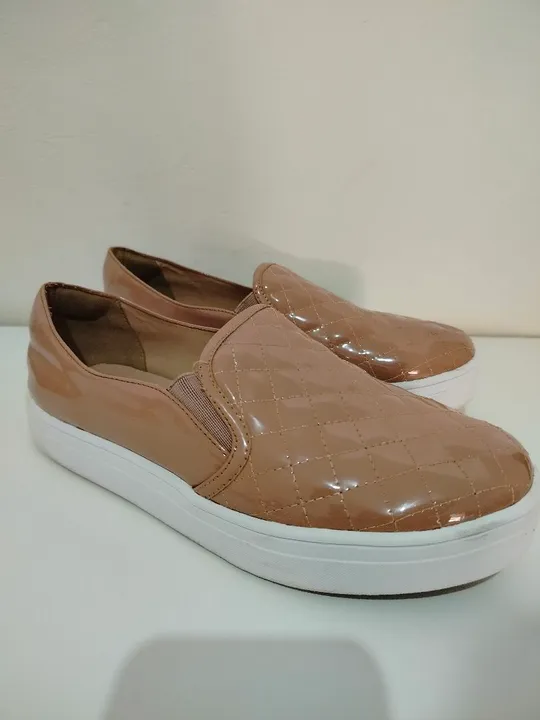 Sapatênis feminino casual bege