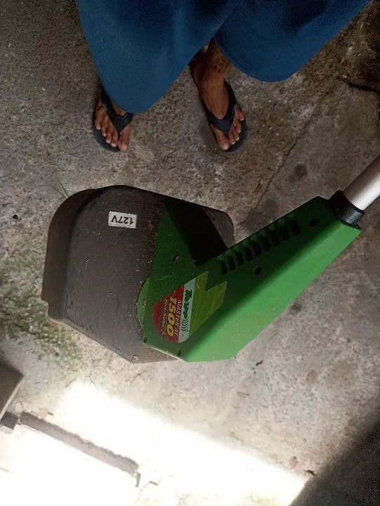 Roçadeira a Gasolina 1500W