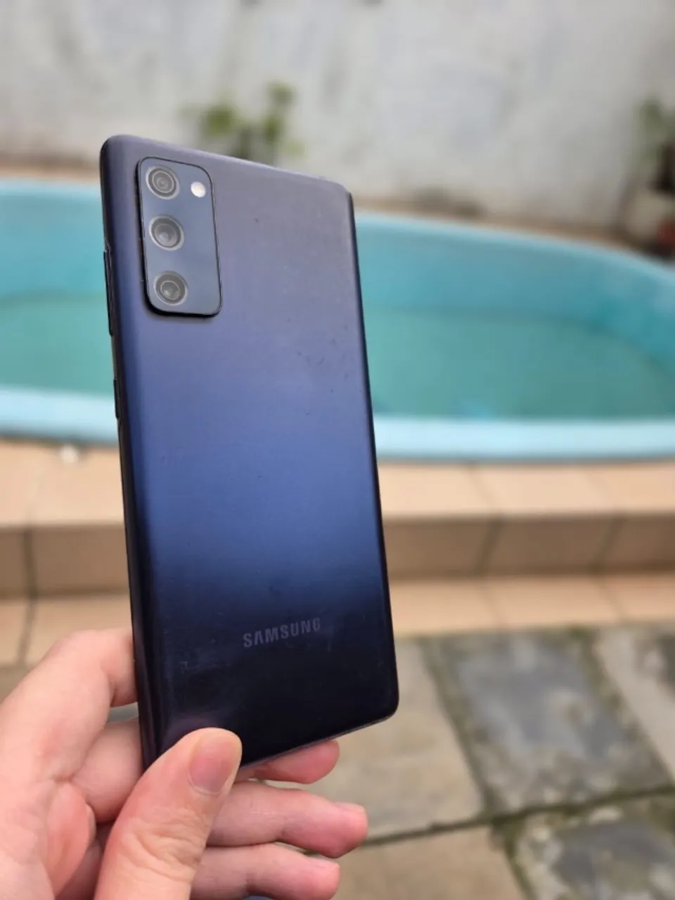 Celular Samsung s20fe em ótimo estado