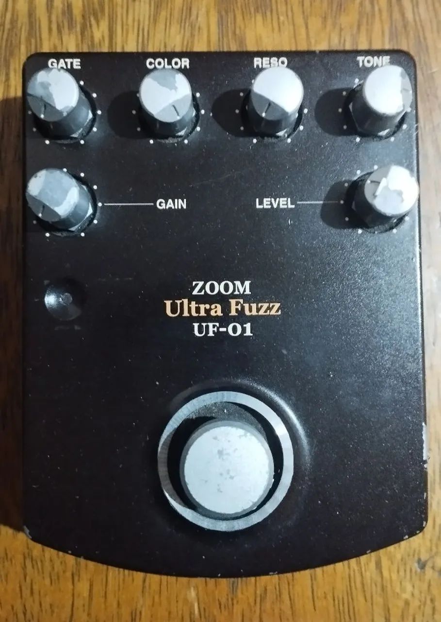 Pedal Zoom Ultra Fuzz UF-01 - Instrumentos musicais - Vila Rosaria