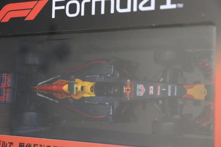 Red bull RB12 2016 Max Verstappen 1/24 Deagostini - Foto 2