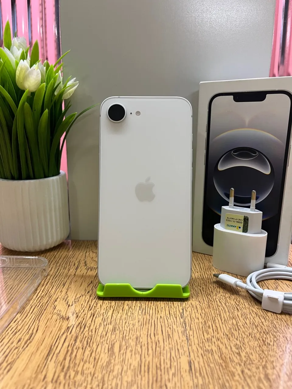 IPHONE 16E 128GB VENDO OU TROCO